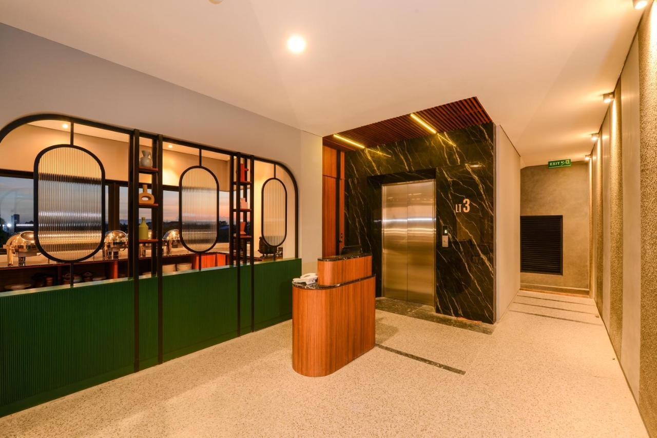 Nata Azana Hotel Solo 외부 사진