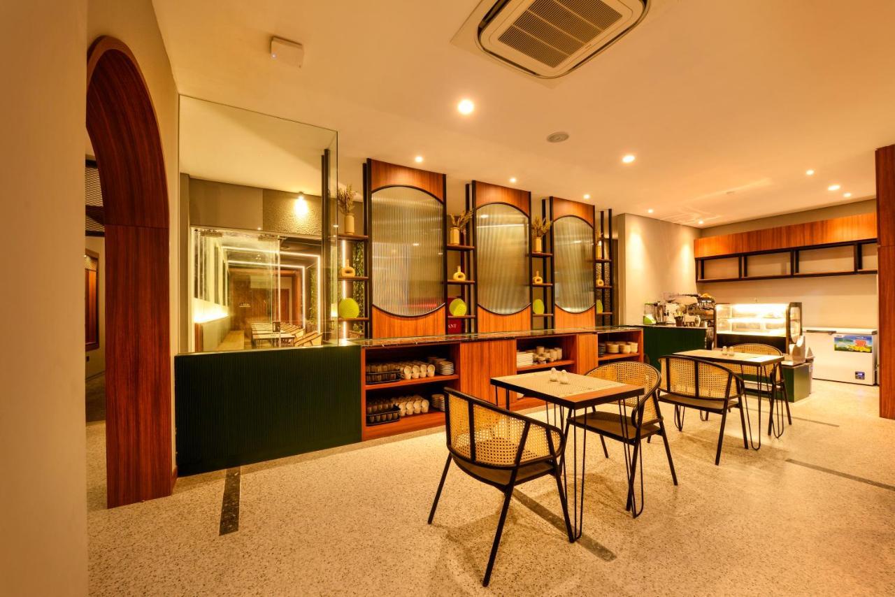 Nata Azana Hotel Solo 외부 사진