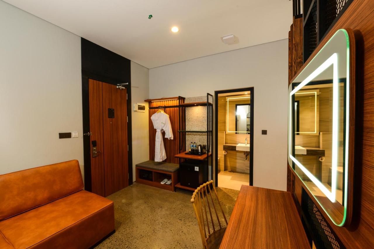 Nata Azana Hotel Solo 외부 사진