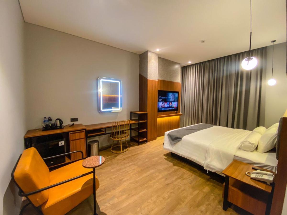Nata Azana Hotel Solo 외부 사진